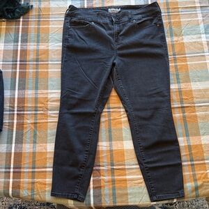 Torrid 18s black jeggings